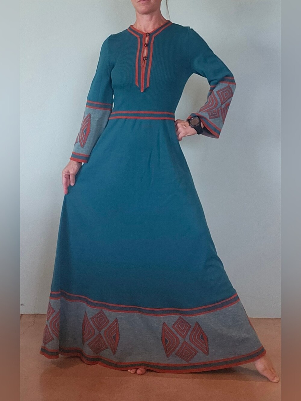 STUNNING vintage 70s teal knit maxi sweater dress S southwestern hippie desert - Picture 3 of 10